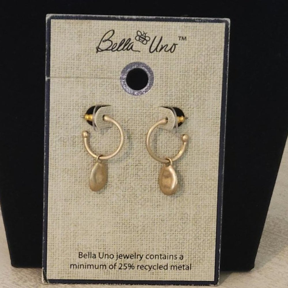 NWT Bella Uno Earrings